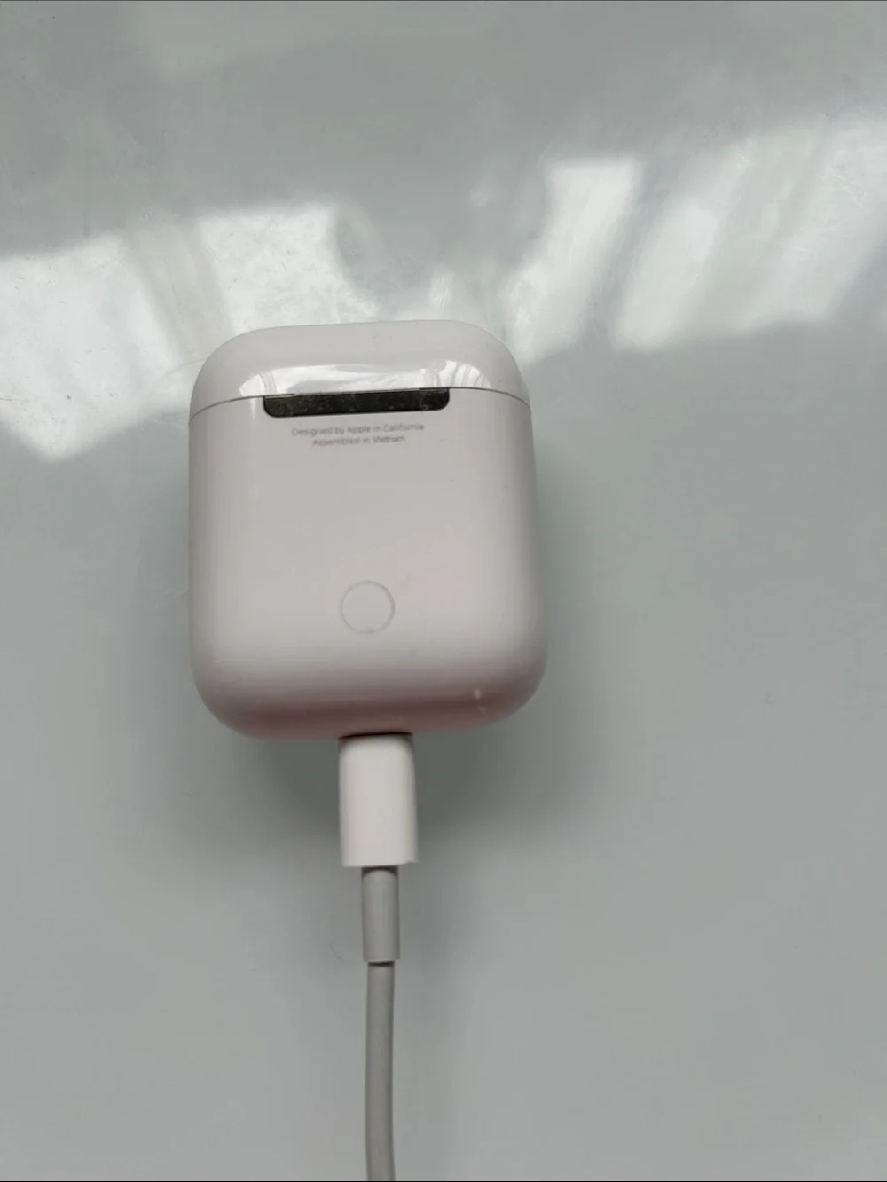Apple White Earbud Charging Case LEFT EARBUD ONLY
